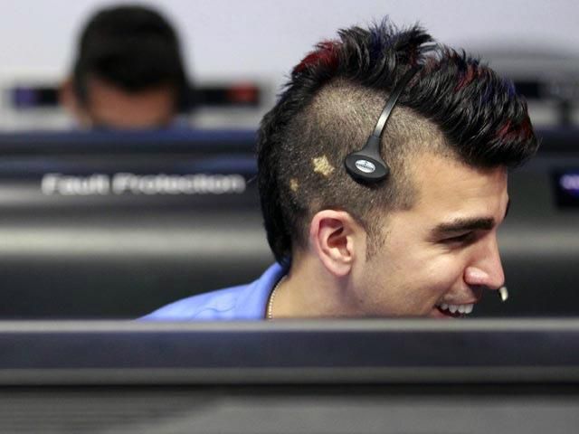 Работник NASA удивил всех своей прической (Видео) Работник NASA удивил всех своей прической (Видео)