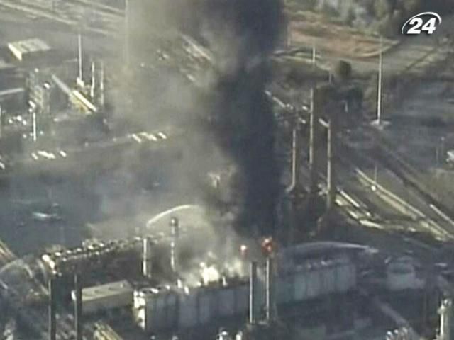 Загорелся один из крупнейших нефтеперерабатывающих заводов США