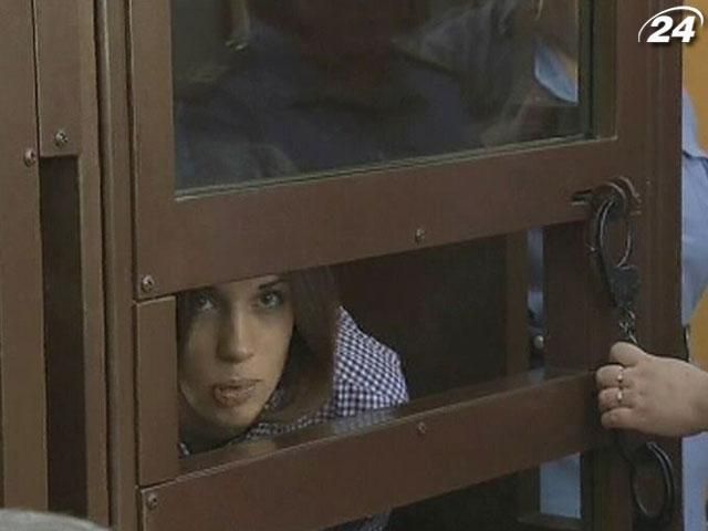 Судді винесуть вирок учасницям Pussy Riot Судді винесуть вирок учасницям Pussy Riot