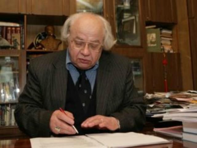 Драч: Тільки Янукович може протистояти ВР у "мовному питанні" Драч: Тільки Янукович може протистояти ВР у "мовному питанні"