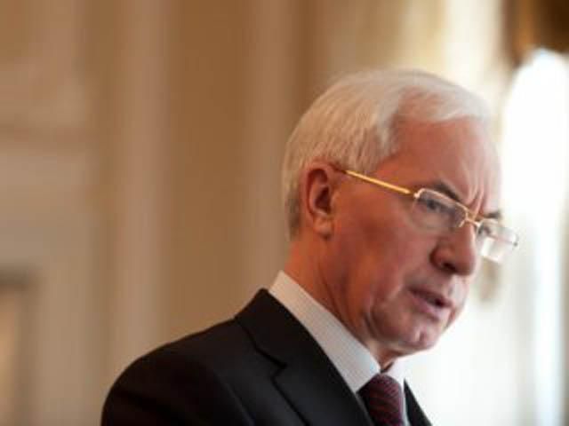 У Азарова договорились о бесплатных польских визах У Азарова договорились о бесплатных польских визах