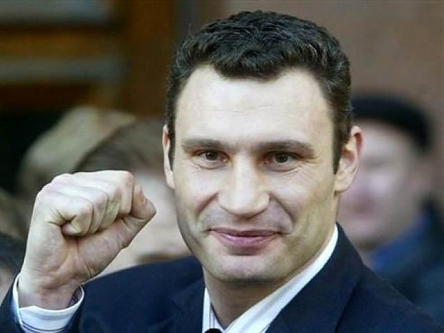 Віталій Кличко заробив закордоном 37 мільйонів гривень (Фото) Віталій Кличко заробив закордоном 37 мільйонів гривень (Фото)