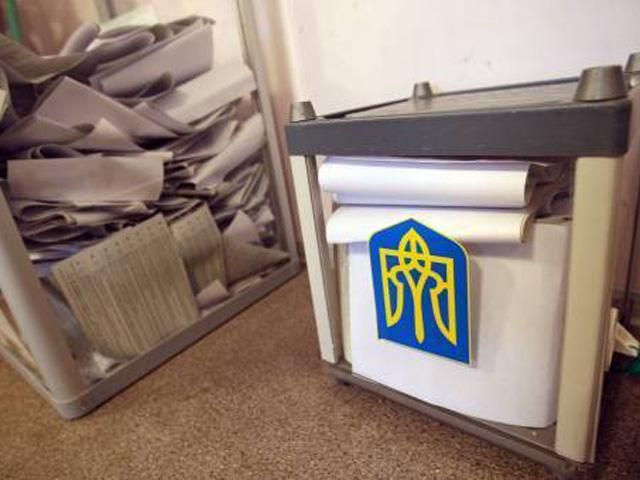 ЦВК за 11 днів прийняла документи 2544 "мажоритарників" ЦВК за 11 днів прийняла документи 2544 "мажоритарників"