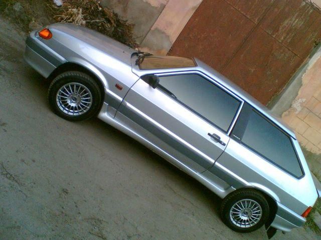 "Жигули" 13-й модели - первый автомобиль Азарова "Жигули" 13-й модели - первый автомобиль Азарова