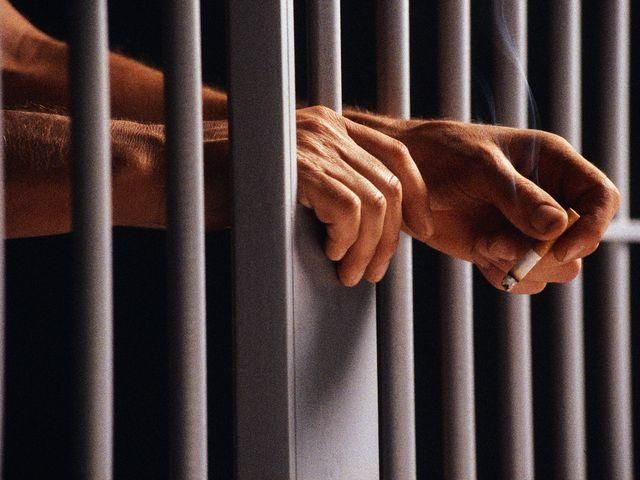 Украинские заключенные подают документы в ЦИК Украинские заключенные подают документы в ЦИК