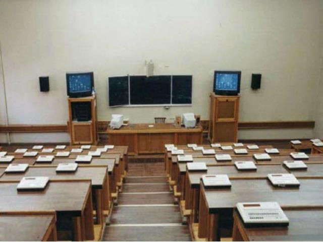 Правительство хочет сократить бюджетные места в вузах Правительство хочет сократить бюджетные места в вузах