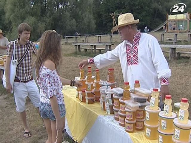 В столице до первого Медового Спаса провели праздник меда В столице до первого Медового Спаса провели праздник меда
