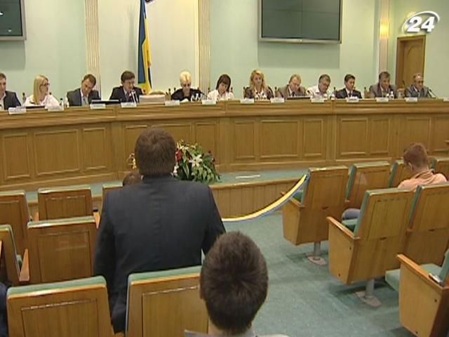 Тимошенко і Луценко захищатимуть право на участь у виборах у ВАСУ Тимошенко і Луценко захищатимуть право на участь у виборах у ВАСУ