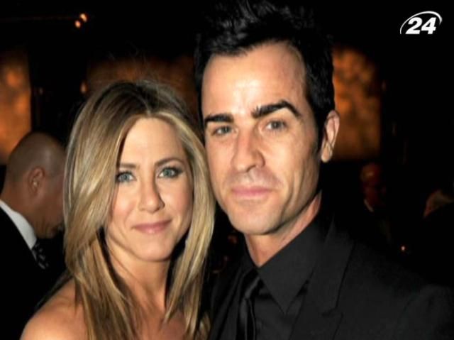 Дженніфер Еністон одружується з Джастіном Теру Дженніфер Еністон одружується з Джастіном Теру