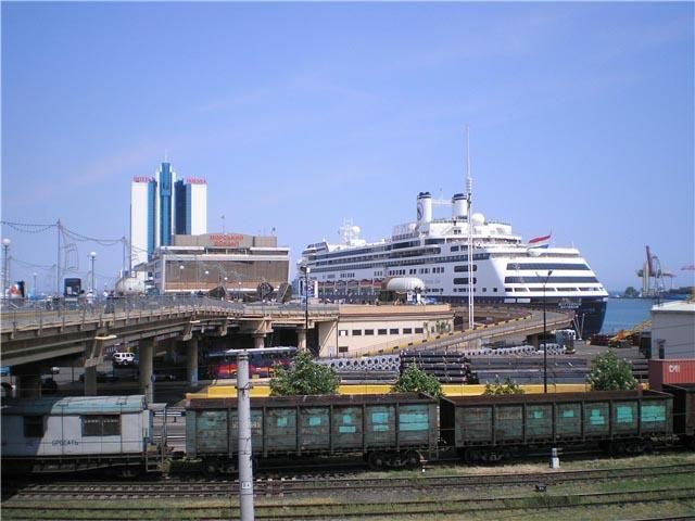 В Одессе русский язык получил статус регионального В Одессе русский язык получил статус регионального