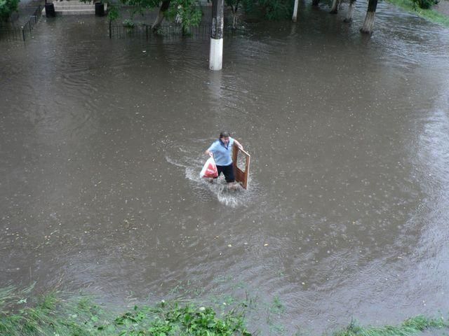 Київ знову тоне (Відео)