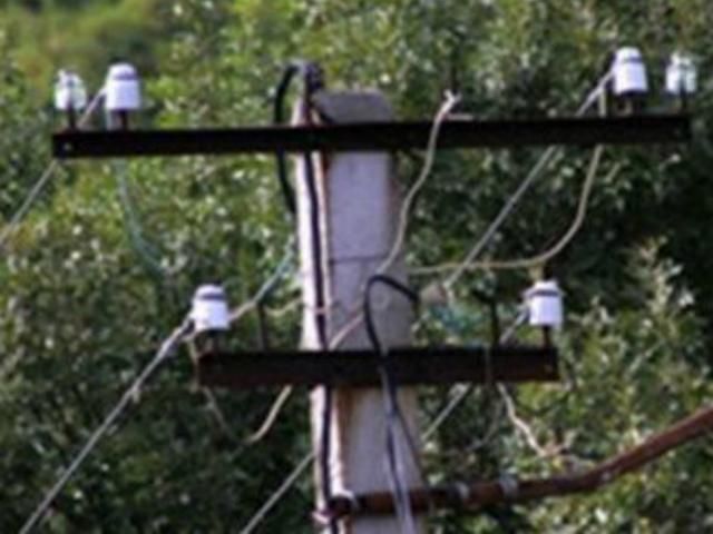 МНС: Негода знеструмила майже 350 населених пунктів МНС: Негода знеструмила майже 350 населених пунктів