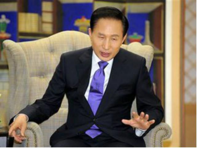 резидент Южной Кореи требует извинений от императора Японии резидент Южной Кореи требует извинений от императора Японии