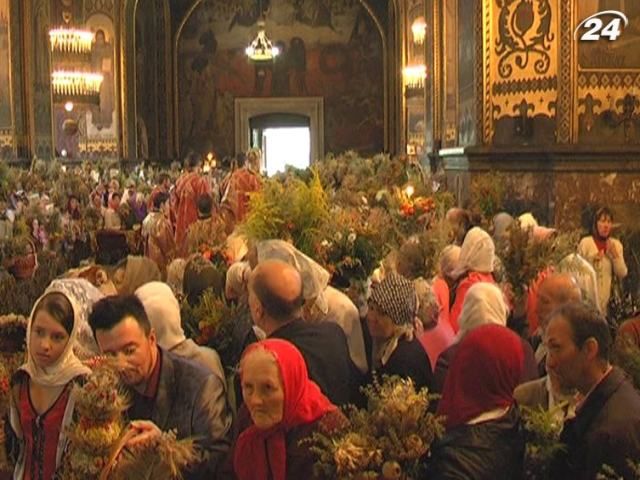 Православні та греко-католики святкують Медовий Спас