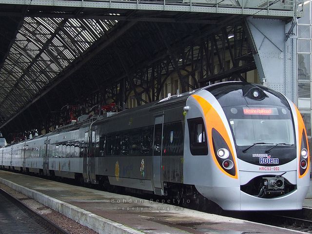 "Укрзалізниця" знизила вартість квитків на Hyundai "Укрзалізниця" знизила вартість квитків на Hyundai