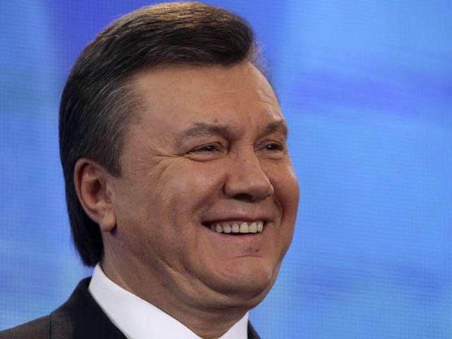 Янукович подписал закон о занятости