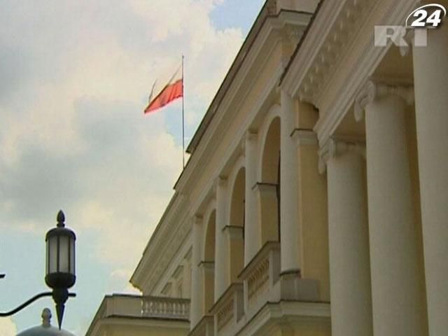 Влада Польщі дозволила в країні подвійне громадянство Влада Польщі дозволила в країні подвійне громадянство