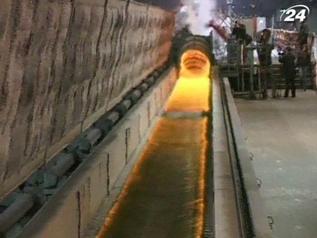 В июле металлурги произвели 2,55 млн тонн стали В июле металлурги произвели 2,55 млн тонн стали