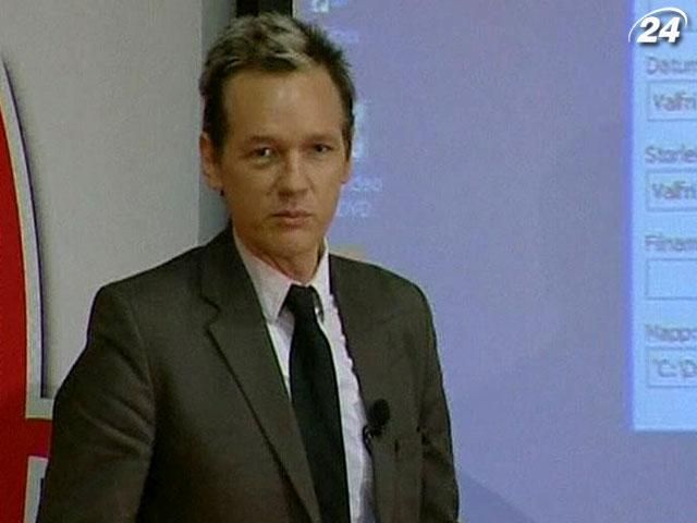 Еквадор надасть політичний притулок Джуліану Ассанжу Еквадор надасть політичний притулок Джуліану Ассанжу