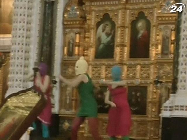 Більшість росіян вважає судовий процес над Pussy Riot непотрібним Більшість росіян вважає судовий процес над Pussy Riot непотрібним