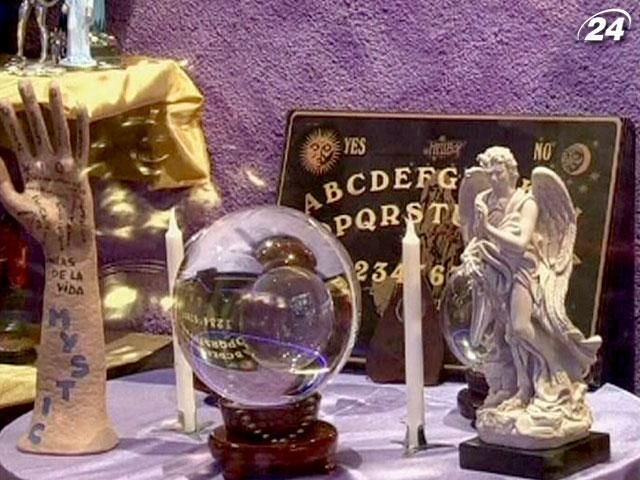 Экономический кризис в Европе загоняет испанцев в мистицизм Экономический кризис в Европе загоняет испанцев в мистицизм