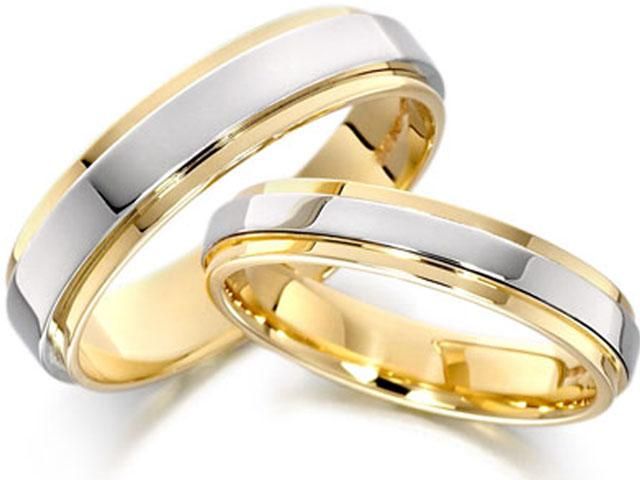 Шотландец заплатил за проездной билет кольцом Шотландец заплатил за проездной билет кольцом