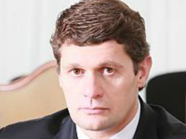 Колишній охоронець Тимошенко вклав у банк 16 мільйонів, хоча заробив менше двох