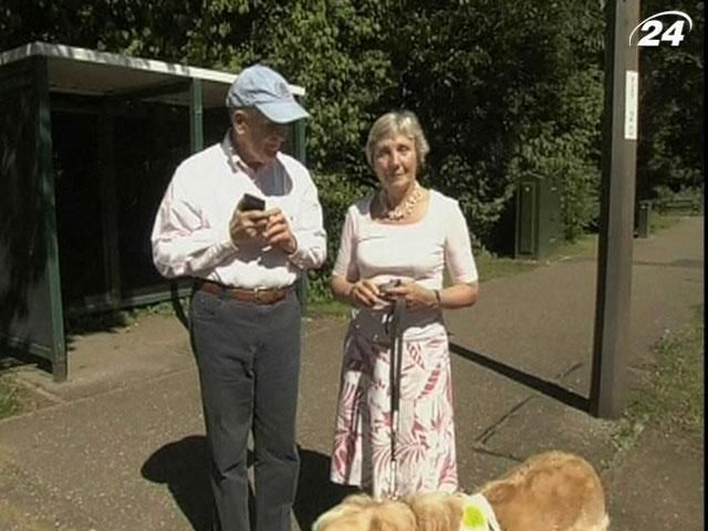 Британці розробили смартфон для людей з вадами зору Британці розробили смартфон для людей з вадами зору