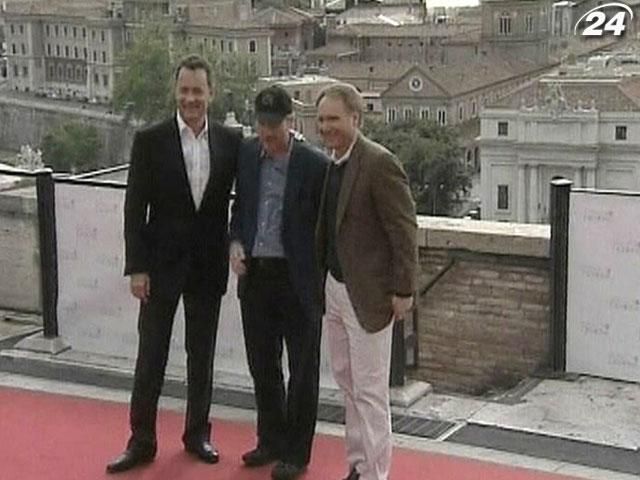 Том Хэнкс станет продюсером ленты об убийстве Кеннеди Том Хэнкс станет продюсером ленты об убийстве Кеннеди