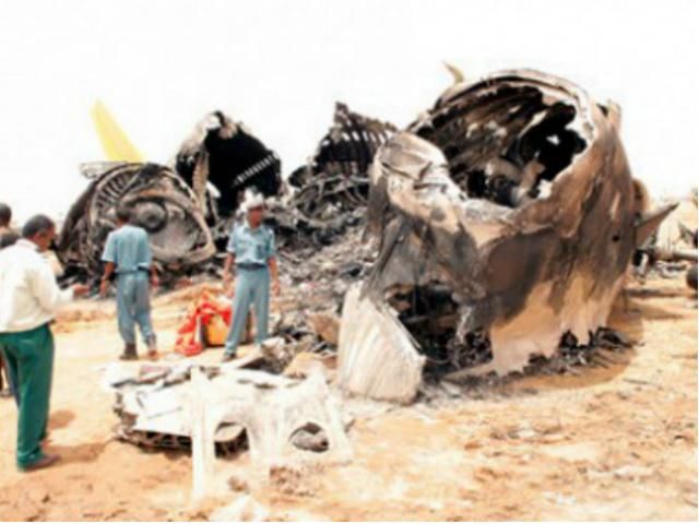Причиной авиакатастрофы в Судане стал взрыв на борту самолета