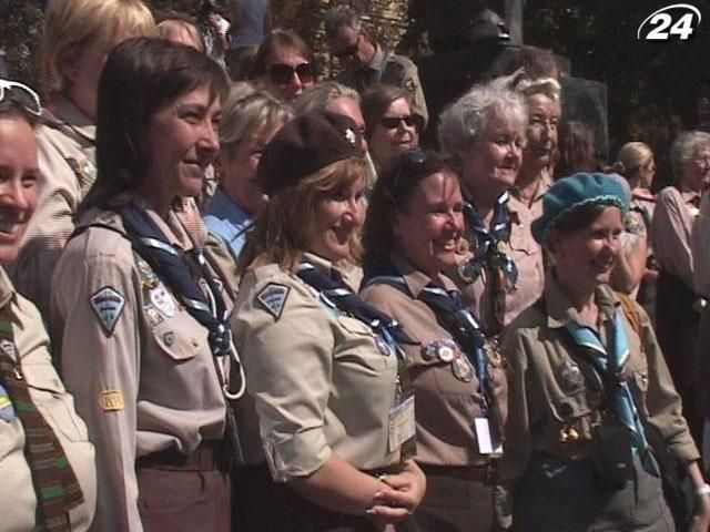 Во Львове пластуны со всего мира праздновали 100-летие Пласта Во Львове пластуны со всего мира праздновали 100-летие Пласта