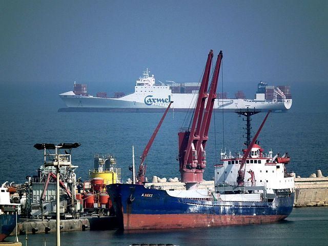 В Израиле арестовали судно с 70 украинцами