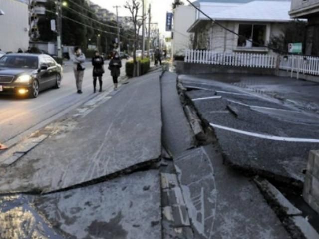 Японию всколыхнуло сильное землетрясение - 22 августа 2012 - Телеканал новин 24