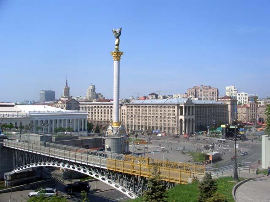 За свято Незалежності у Києві платитиме вся Україна За свято Незалежності у Києві платитиме вся Україна