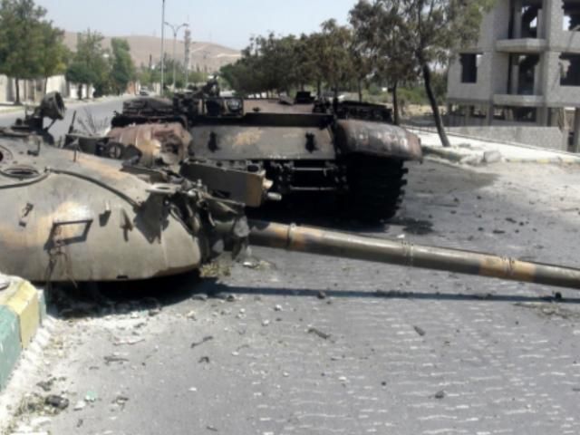 Сирійські військові кажуть, що їм вдалося ліквідувати 700 терористів в Алеппо Сирійські військові кажуть, що їм вдалося ліквідувати 700 терористів в Алеппо