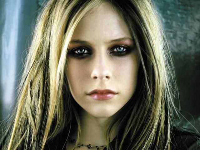 Аврил Лавин выходит замуж Аврил Лавин выходит замуж