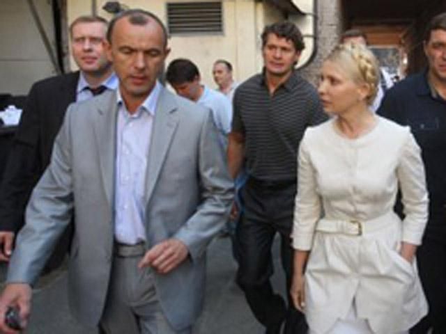 Тимошенко поговорила с Кожемякиным об избирательной кампании Тимошенко поговорила с Кожемякиным об избирательной кампании