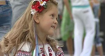 В Киеве состоялся "Парад вышиванок"