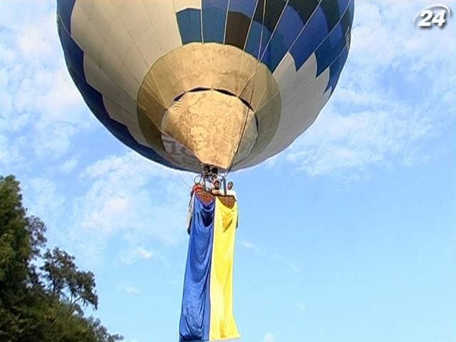 Впервые за время независимости Украины в львовское небо поднялся воздушный шар