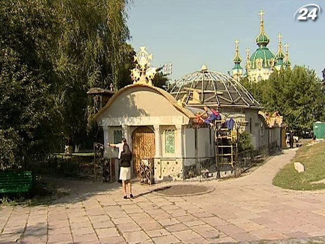 Храм на місці Десятинної церкви у Києві перетворюють на постійний Храм на місці Десятинної церкви у Києві перетворюють на постійний