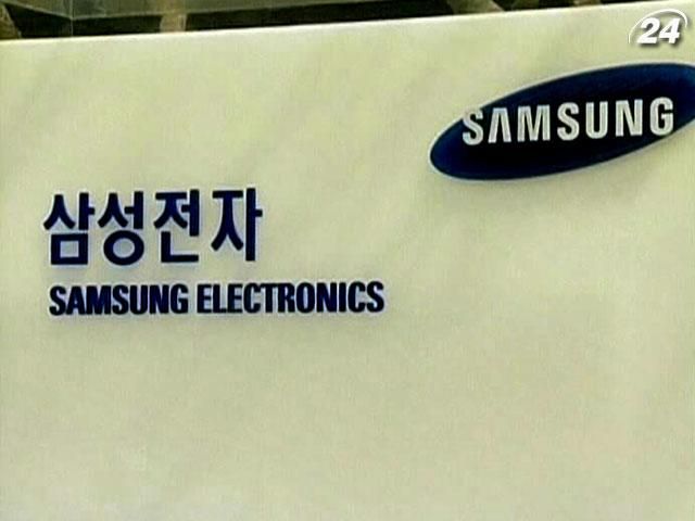 Акции Samsung рекордно обвалились после патентных войн с Apple