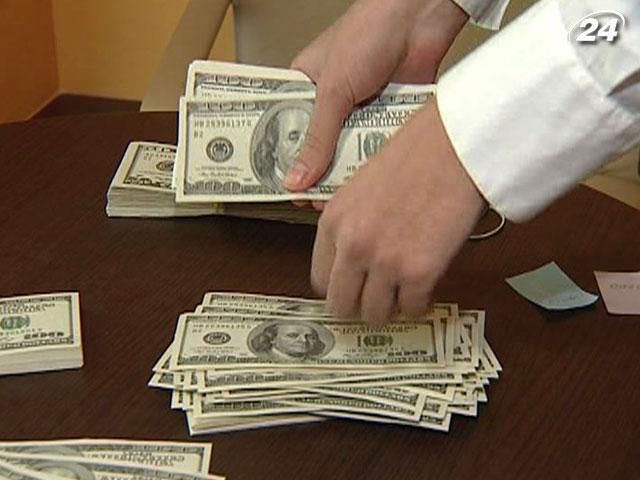 НБУ встановив новий порядок переміщення валюти через кордон