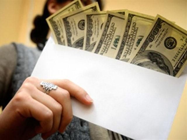 В Україні людям заборгували зарплат майже на мільярд В Україні людям заборгували зарплат майже на мільярд