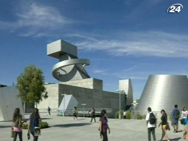 Архітектори Himmelblau будують споруди, подібні на хмари Архітектори Himmelblau будують споруди, подібні на хмари