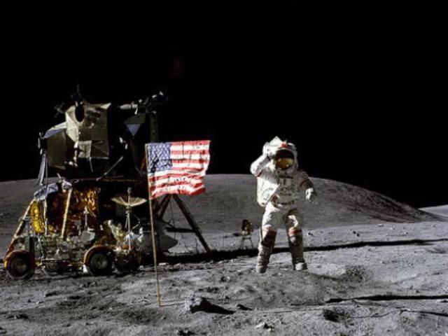 США хочет построить космическую базу на Луне