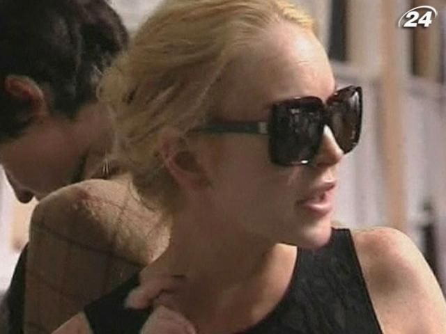 З Ліндсей Лохан зняли обвинувачення в крадіжці З Ліндсей Лохан зняли обвинувачення в крадіжці