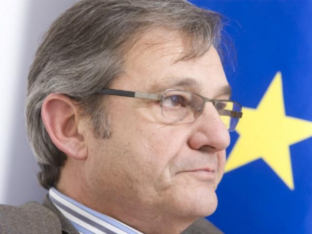 Тейшейра: Євроінтеграція України призупинена, асоціація під питанням Тейшейра: Євроінтеграція України призупинена, асоціація під питанням