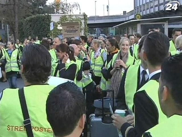 Бортпроводники Lufthansa организовали массовую забастовку