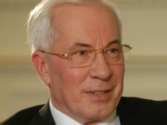 Азаров: Студенты должны научиться думать Азаров: Студенты должны научиться думать