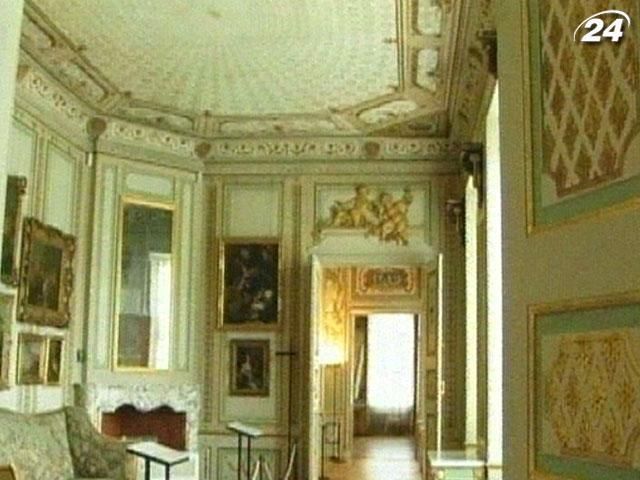 Райнсбергський палац нагадує про часи величі та романтизму Райнсбергський палац нагадує про часи величі та романтизму